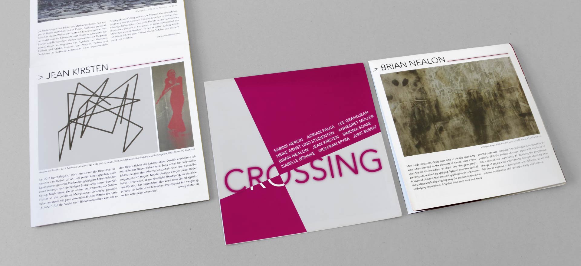 Faltblatt zur Ausstellung „Crossing“ in den Spreehöfen in Berlin-Schöneweide; Design: Kattrin Richter | Büro für Grafikdesign