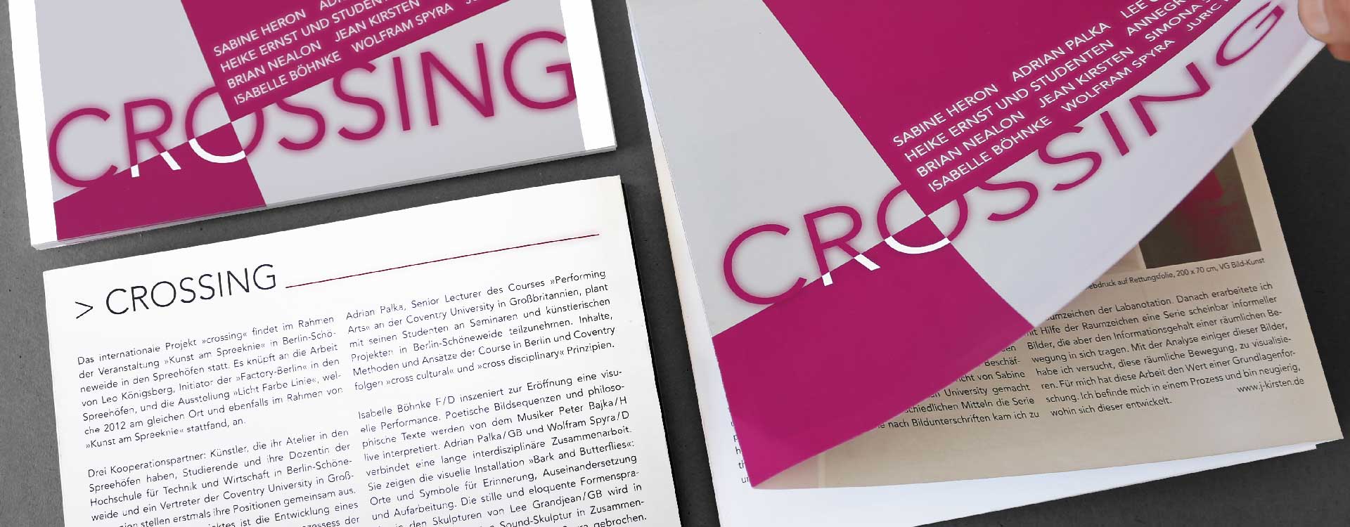 Einladungskarte und Faltblatt zur Ausstellung „Crossing“ in den Spreehöfen in Berlin-Schöneweide; Design: Kattrin Richter | Büro für Grafikdesign 
